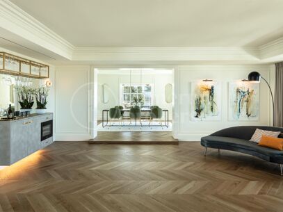 Villa Vivaldi - Elegant Contemporary Villa in Sierra Blanca