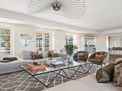 Villa Vivaldi - Elegant Contemporary Villa in Sierra Blanca