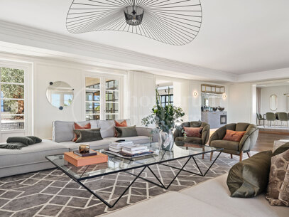 Villa Vivaldi - Elegant Contemporary Villa in Sierra Blanca