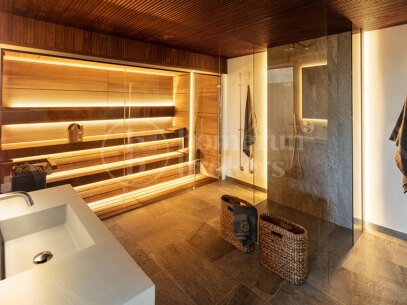 Villa Vivaldi - Elegant Contemporary Villa in Sierra Blanca