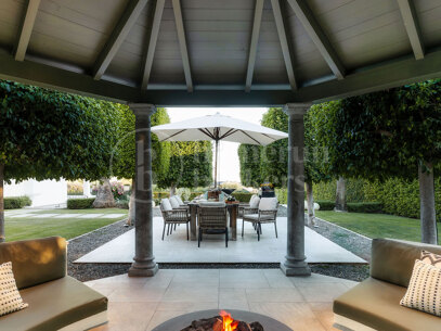 Villa Vivaldi - Elegant Contemporary Villa in Sierra Blanca