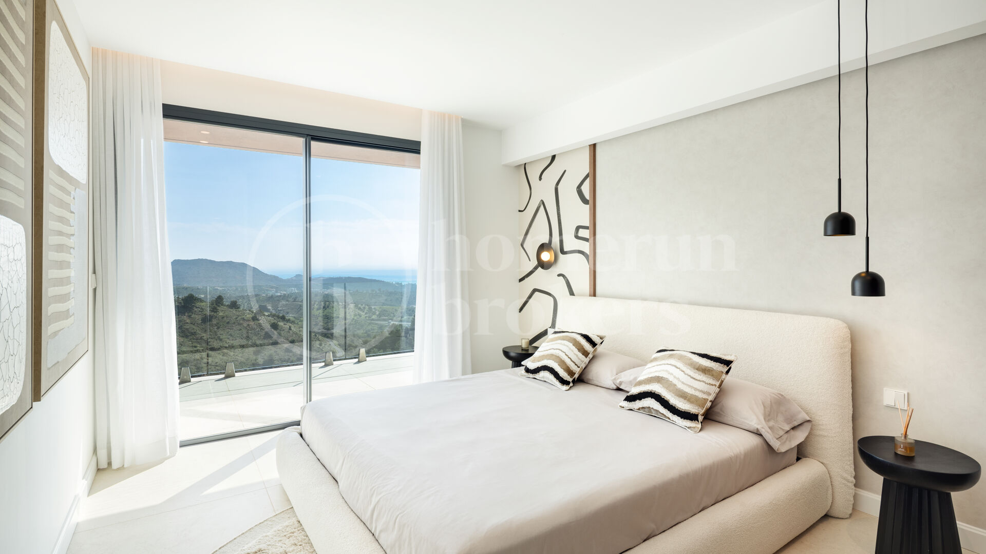 Villa Acacia - Where Luxury Meets Nature in Pinares de San Anton