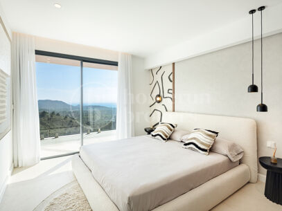 Villa Acacia - Where Luxury Meets Nature in Pinares de San Anton