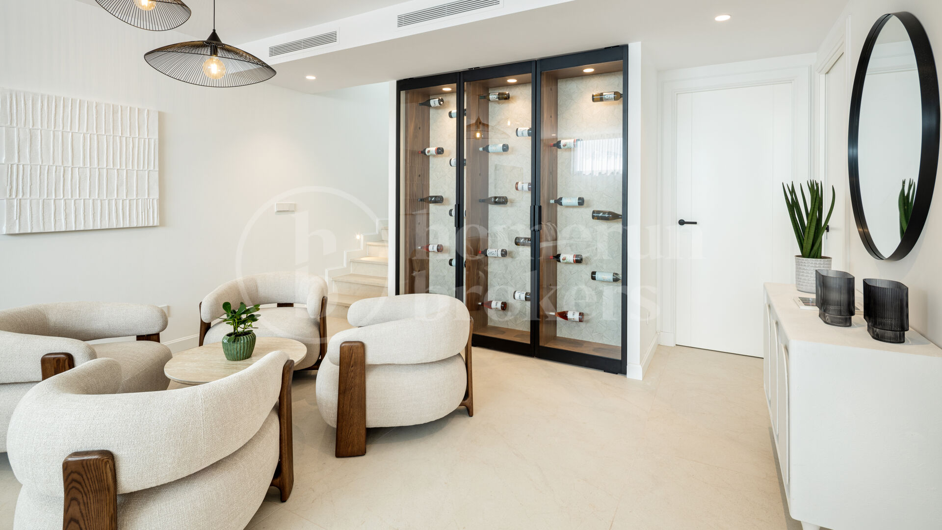 Villa Acacia - Where Luxury Meets Nature in Pinares de San Anton