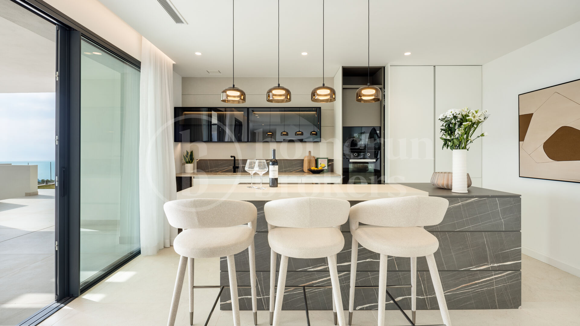 Villa Acacia - Where Luxury Meets Nature in Pinares de San Anton