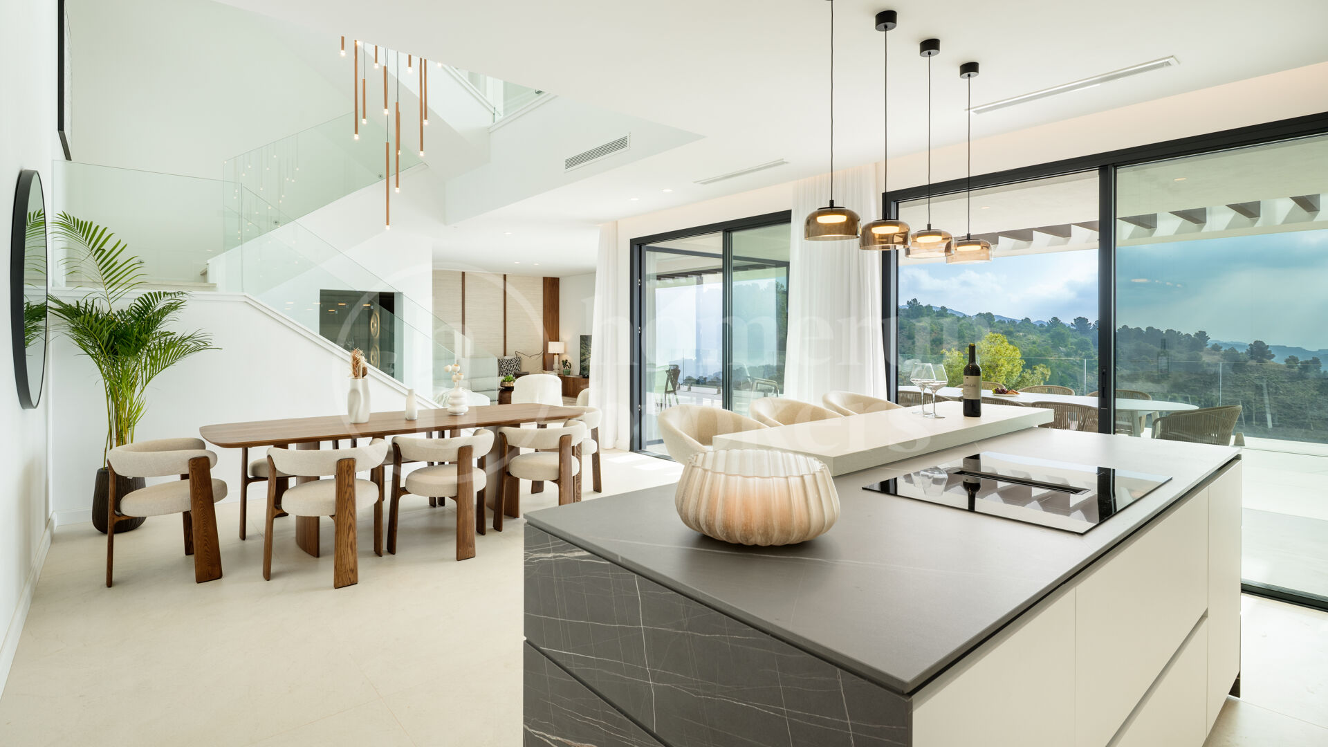 Villa Acacia - Where Luxury Meets Nature in Pinares de San Anton
