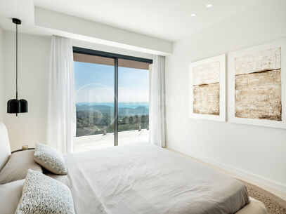Villa Acacia - Where Luxury Meets Nature in Pinares de San Anton