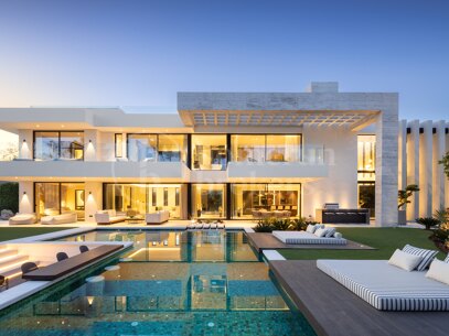 Rio Verde 47 - Samtida villa i Atalaya de Rio Verde, Marbella