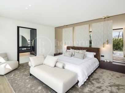 Rio Verde 47 - Samtida villa i Atalaya de Rio Verde, Marbella