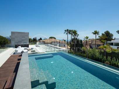 Rio Verde 47 - Samtida villa i Atalaya de Rio Verde, Marbella