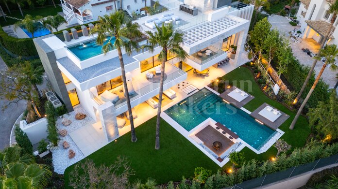 Rio Verde 47 - Contemporary Villa in Atalaya de Rio Verde, Marbella