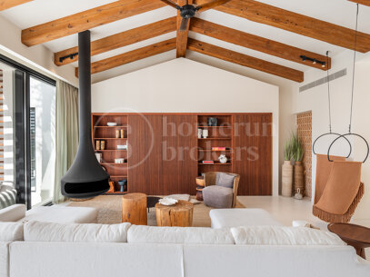 Villa Nazari - Luxury Frontline Golf Villa in Los Naranjos Golf Marbella
