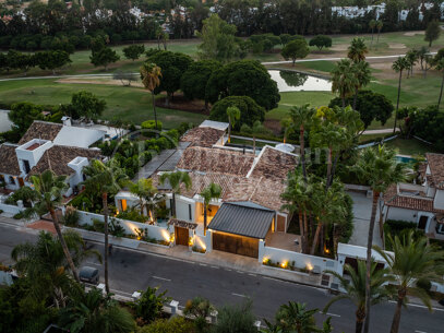 Villa Nazari - Luxury Frontline Golf Villa in Los Naranjos Golf Marbella