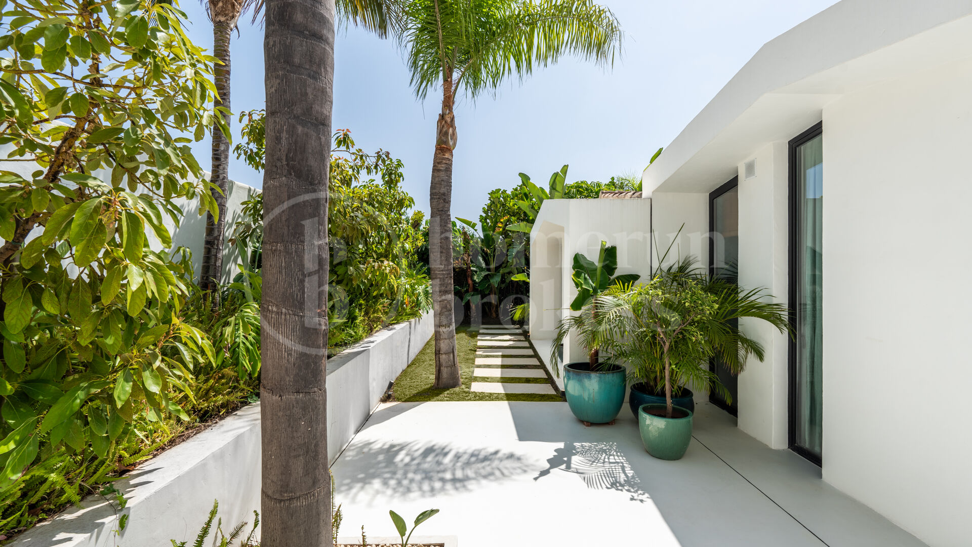 Villa Nazari Lyx Frontline Golf Villa i Los Naranjos Golf Marbella