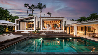 Villa Nazari - Luxury Frontline Golf Villa in Los Naranjos Golf Marbella
