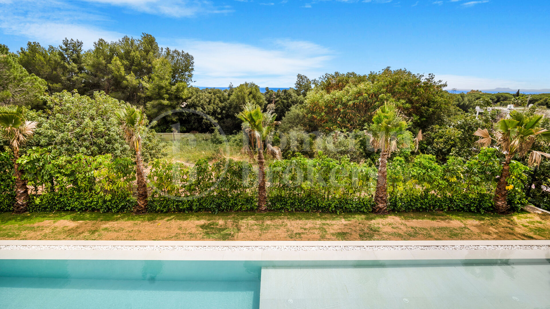 Villa Fortune - Lyxvilla med havsutsikt i Marbellas Golden Mile