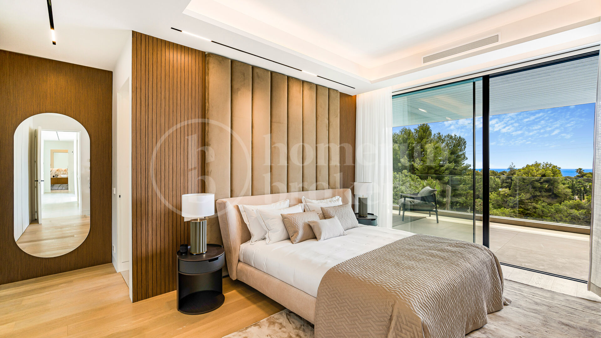 Villa Fortune - Lyxvilla med havsutsikt i Marbellas Golden Mile