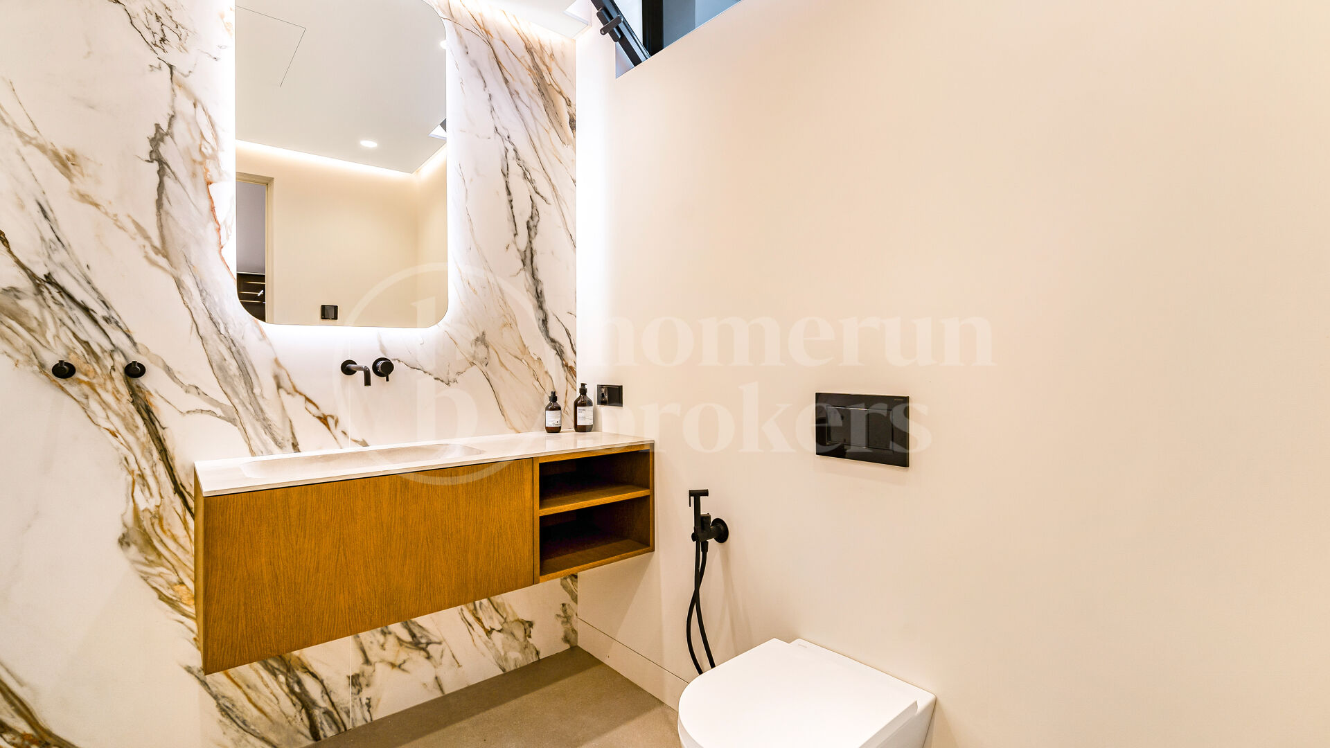 Villa Fortune - Lyxvilla med havsutsikt i Marbellas Golden Mile