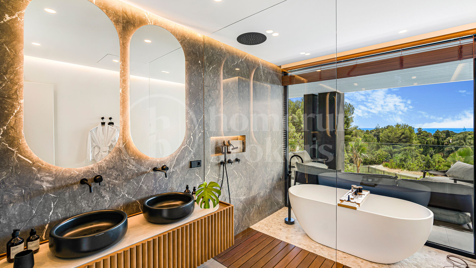 Villa Fortune - Lyxvilla med havsutsikt i Marbellas Golden Mile