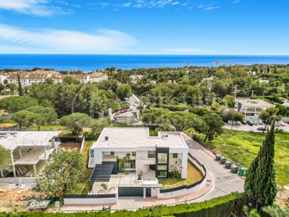 Villa Fortune - Luxury villa with Sea Views in Marbella’s Golden Mile