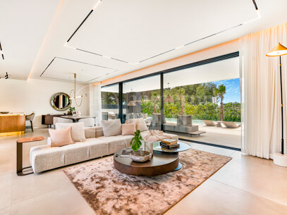 Villa Fortune - Luxury villa with Sea Views in Marbella’s Golden Mile