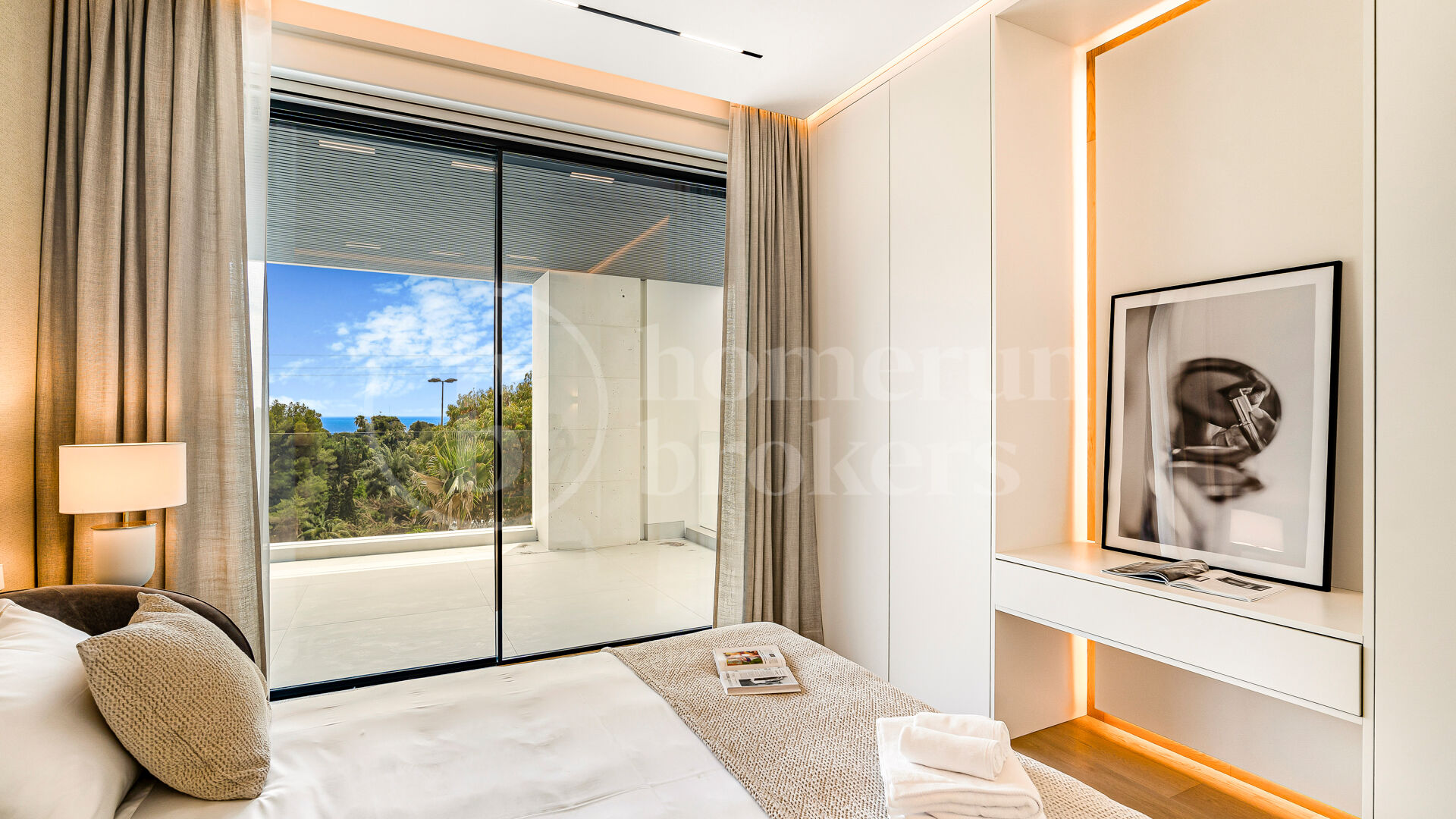 Villa Fortune - Lyxvilla med havsutsikt i Marbellas Golden Mile