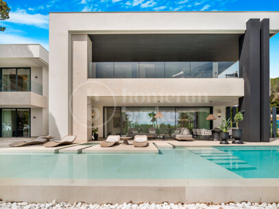 Villa Fortune - Luxury villa with Sea Views in Marbella’s Golden Mile