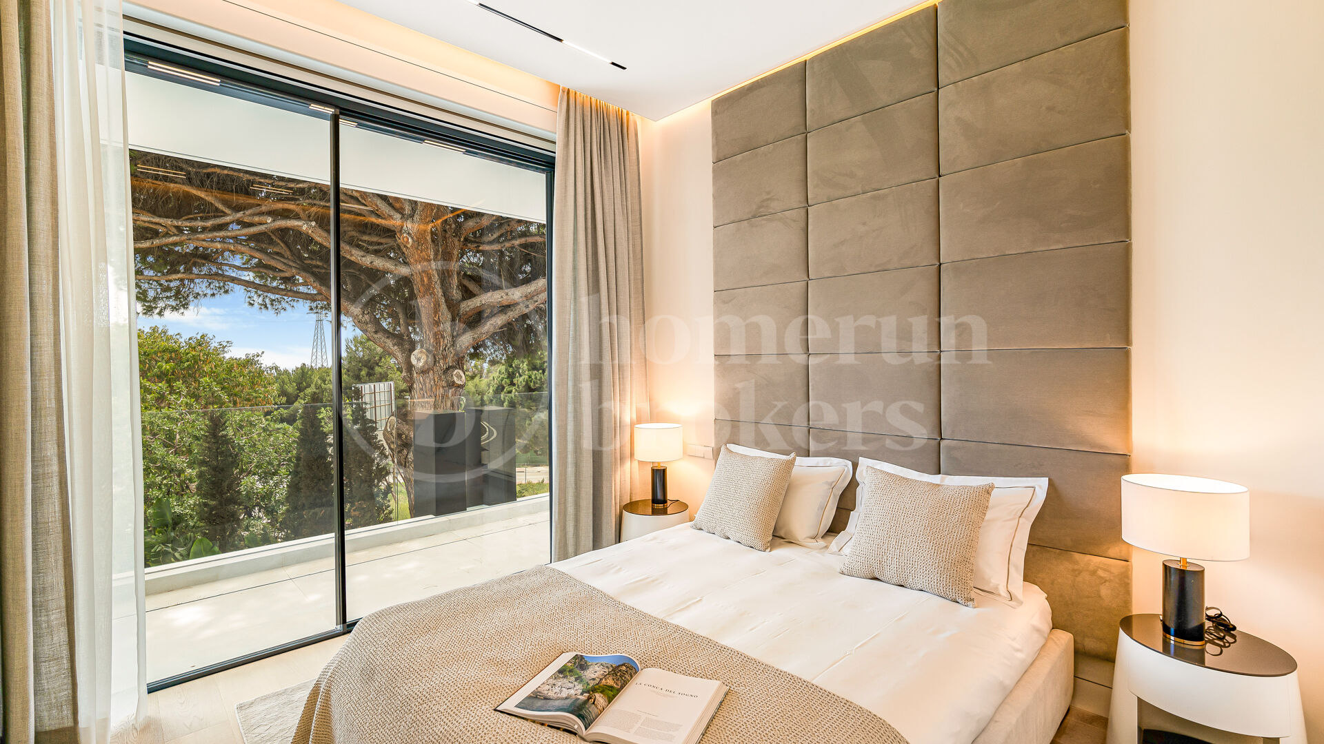 Villa Fortune - Lyxvilla med havsutsikt i Marbellas Golden Mile