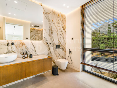 Villa Fortune - Luxury villa with Sea Views in Marbella’s Golden Mile