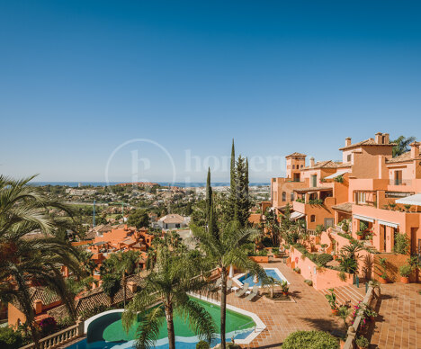 Los Belvederes - Duplex Penthouse with Sea and Golf Views