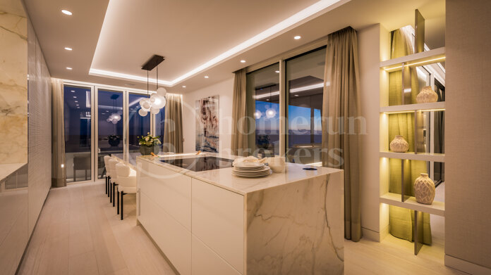 Duplex Penthouse Puente Romano - Impressive Living on The Golden Mile