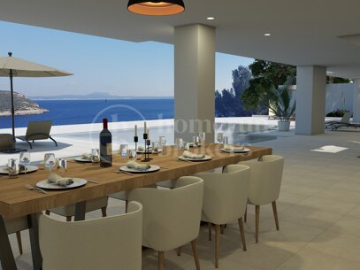 Villa Bleue - Modern front line villa with private sea access