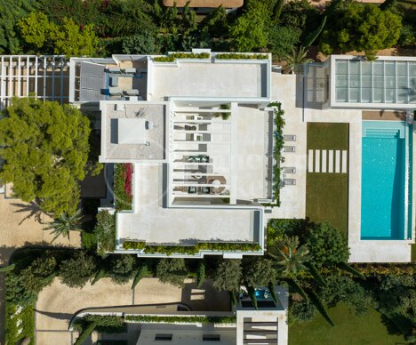 Altos Reales 2 - Magnificent Villa in Altos Reales