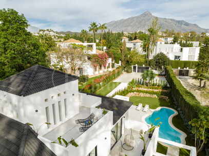 Villa Bianca - Family Villa located in Las Brisas Nueva Andalucia