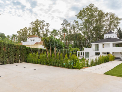 Villa Bianca - Family Villa located in Las Brisas Nueva Andalucia