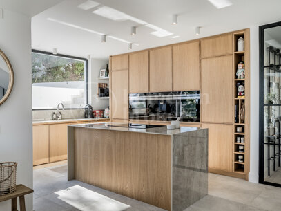 Hill Club 38 - Renovated Villa Located in Los Naranjos Hill Club