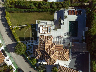Hill Club 38 - Renovated Villa Located in Los Naranjos Hill Club