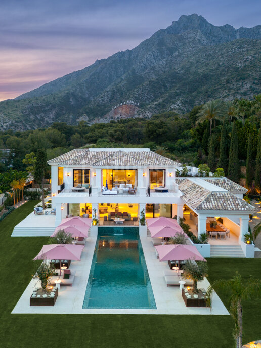 Villa Verdi - A Mix of Andalusian Charm with Contemporary Design in Sierra Blanca