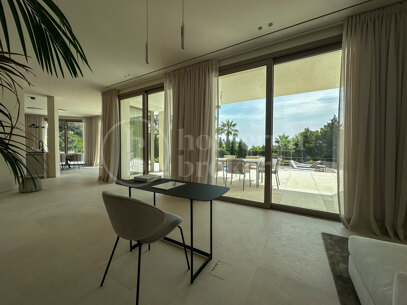 Villa Amber – Lyxig villa med havsutsikt