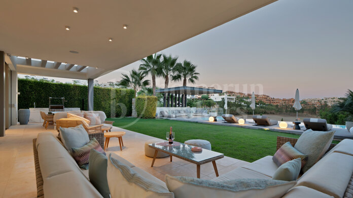 Villa Altea - Modern Villa in Gated community, Benahavis