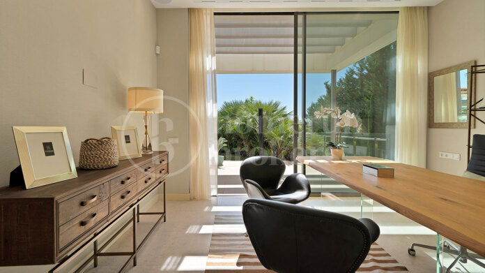 Villa Altea - Modern Villa in Gated community, Benahavis