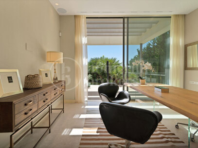 Villa Altea - Modern Villa in Gated community, Benahavis