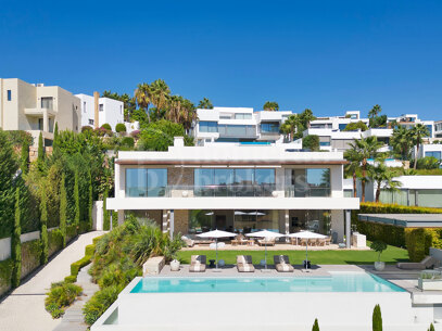 Villa Altea - Modern Villa in Gated community, Benahavis