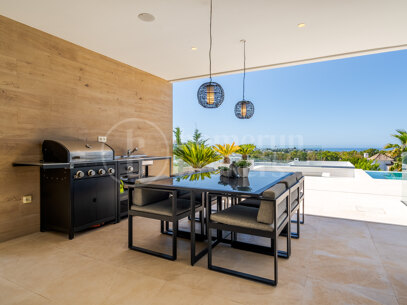 Villa Velaris - Modern Villa in La Alqueria, Benahavis