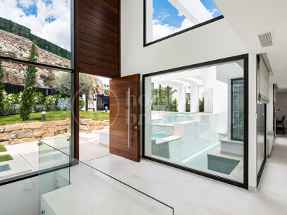 Villa Velaris - Modern Villa in La Alqueria, Benahavis
