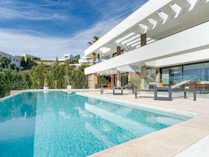 Villa Velaris - Modern Villa in La Alqueria, Benahavis