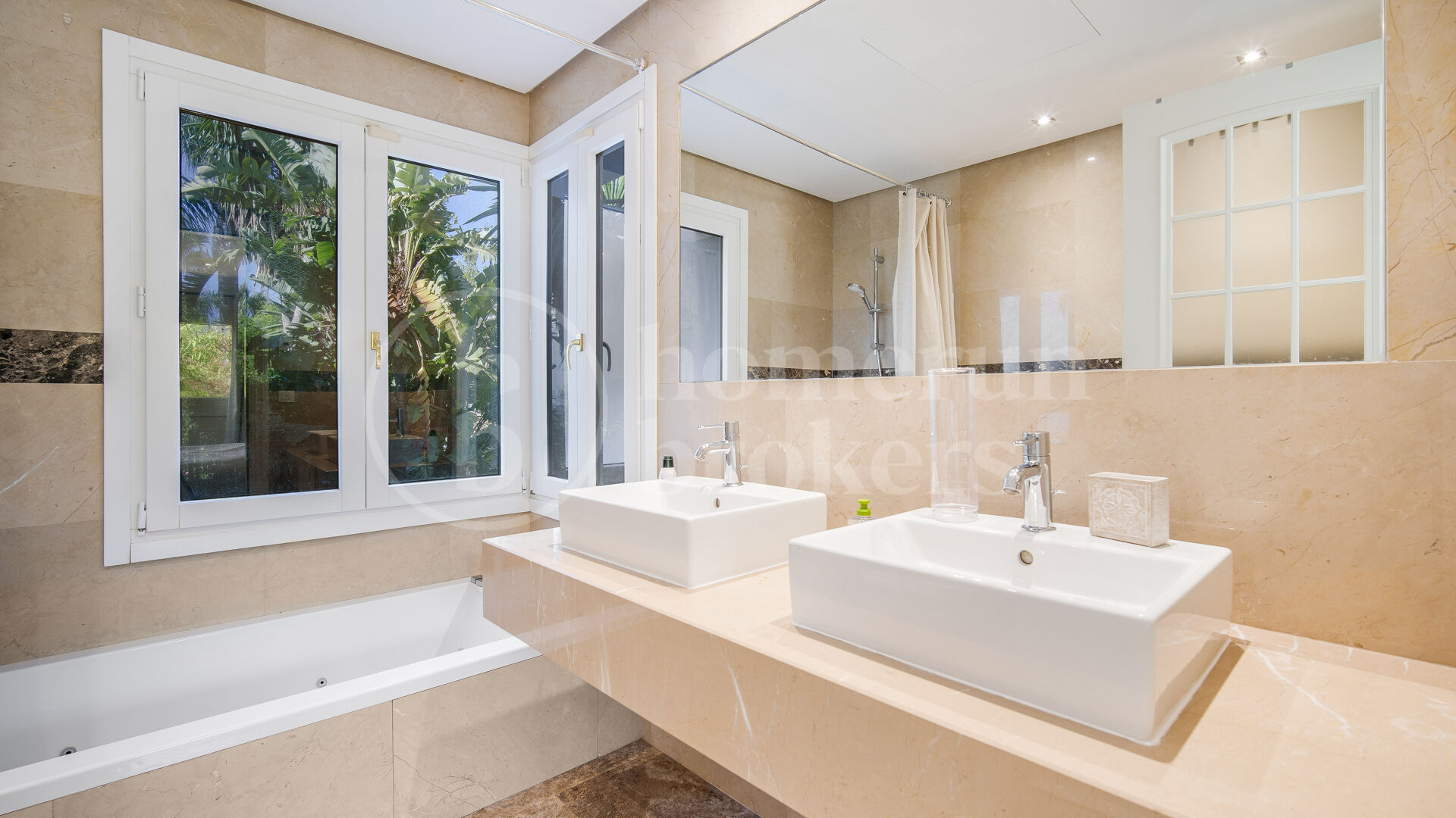 Villa Allegra - Elegant villa på Marbellas Golden Mile