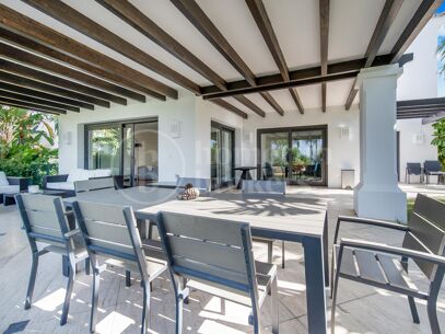 Villa Allegra - Elegant villa på Marbellas Golden Mile