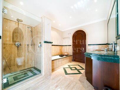 Villa Travertino - Classic Beachside Estate in Guadalmina Baja, Marbella