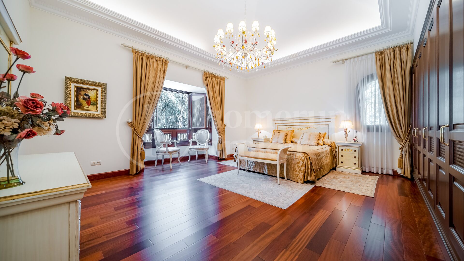 Villa Travertino - Classic Beachside Estate in Guadalmina Baja, Marbella